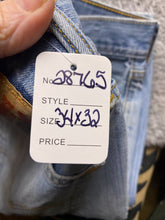 Load image into Gallery viewer, VTG Levis 555 Jeans Mens 34x32 Fade Straight Leg Baggy Streetwear Academia
