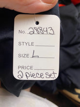 Load image into Gallery viewer, NordicTrack Shirt and Pants Set Thermal Base Layer Skiing Snowboarding
