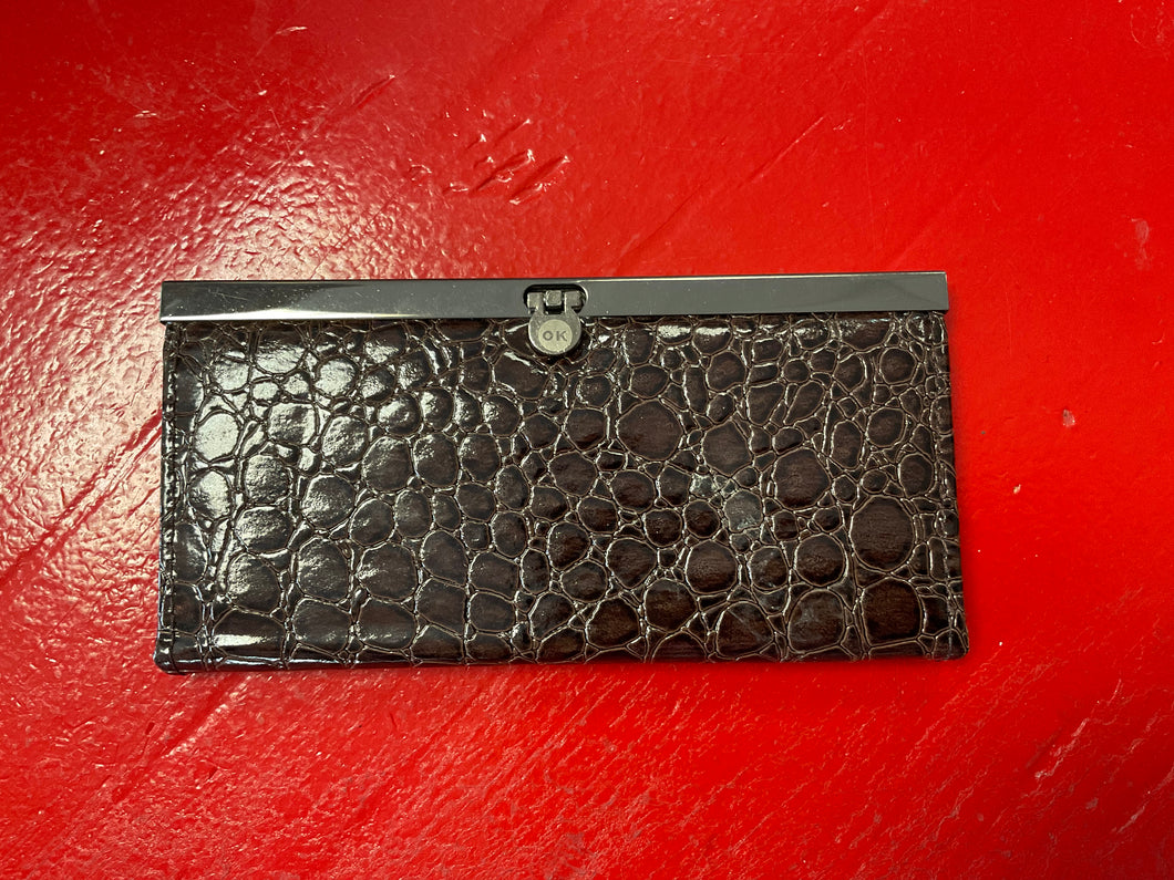 dark brown scale clasp wallet