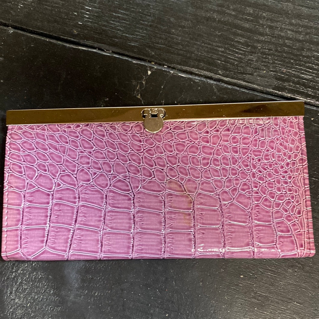 Lavender wallet - top clasp open