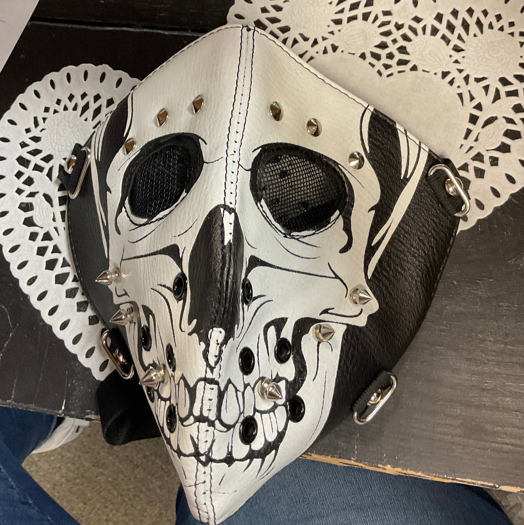 Black and white skeleton spike full face mask