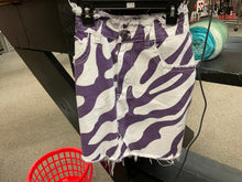 Load image into Gallery viewer, Purple and white zebra stripe denim skirt - 2XL
