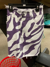Load image into Gallery viewer, Purple and white zebra stripe denim skirt - 1XL
