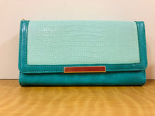 Load image into Gallery viewer, Two-toned Croc Print Clutch
